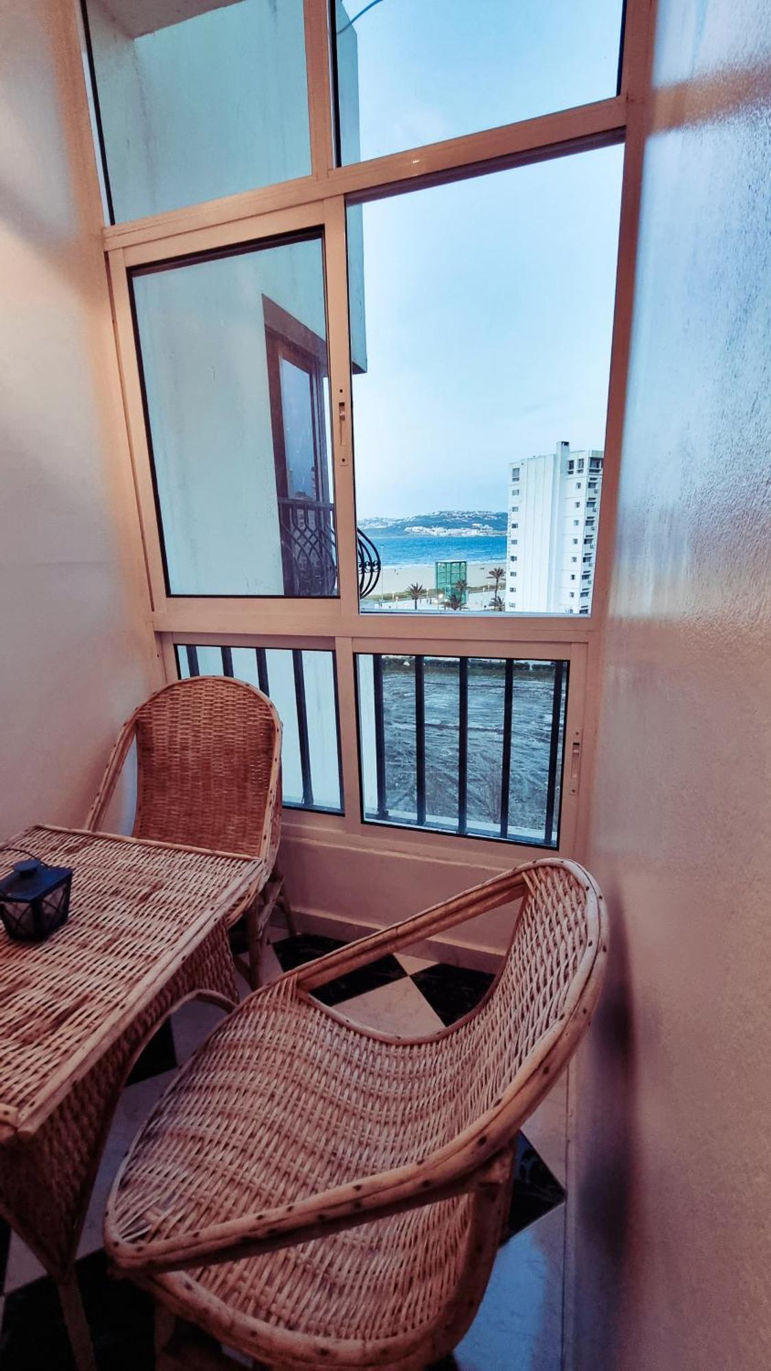 Luxury Sea And Marina View Apartment Tânger Exterior foto